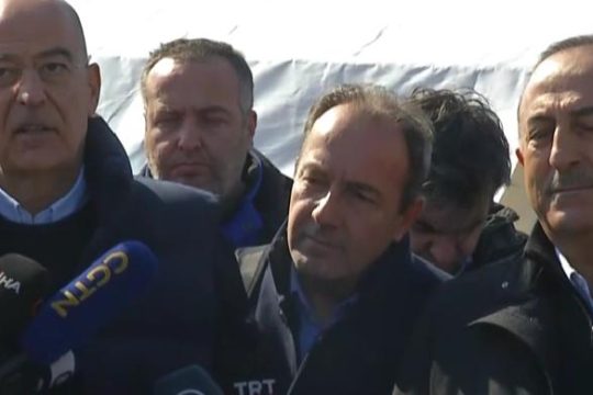 «Δεν χρειάζεται να περιμένουμε φυσικές καταστροφές για να βελτιώσουμε τις σχέσεις μας»