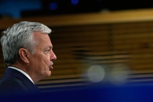 Ανησυχία για την ανεξαρτησία της δικαιοσύνης στην Ελλάδα εκφράζει ο επίτροπος Δικαιοσύνης