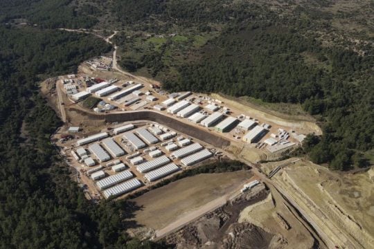 Τα ανυπέρβλητα εμπόδια για τη δομή στη Βάστρια