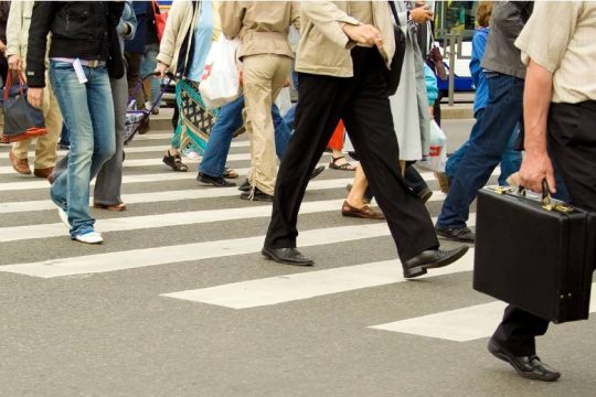 Υπηρεσιακές μετακινήσεις στο Δημόσιο με το «χέρι στην τσέπη» και… ατομική ευθύνη