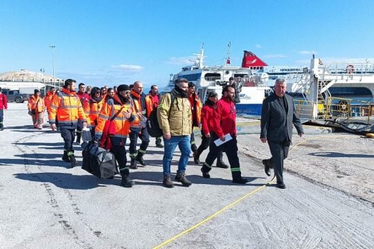 Ο σεισμός, το χάσμα και οι λαοί