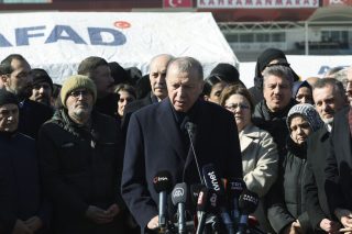 Αμηχανία Ερντογάν απέναντι στη διεθνή αλληλεγγύη