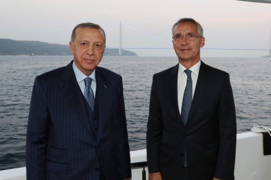 Στόλτενμπεργκ προς Άγκυρα: Ταυτόχρονη επικύρωση εισόδου στο ΝΑΤΟ για Φινλανδία και Σουηδία