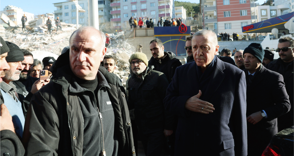 Χαρτζιλίκι μοιράζει ο Ερντογάν μετά τη συγγνώμη κι ενώ διολισθαίνει δημοσκοπικά