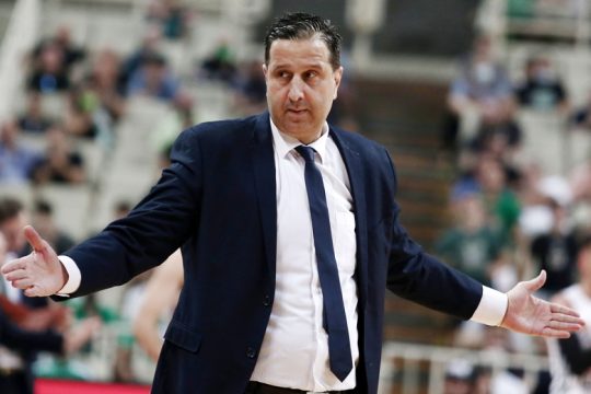Τακιανός και επίσημα