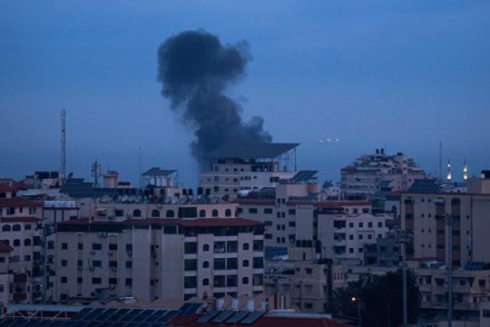 Αεροπορικές επιδρομές από το Ισραήλ στη Γάζα σε αντίποινα για ρουκέτες