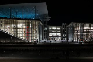Σιγή ασυρμάτου από τις κατασκευαστικές