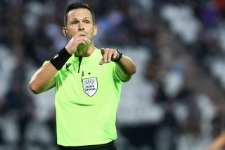 «Πασαρέλα» για τον Κρούζλιακ