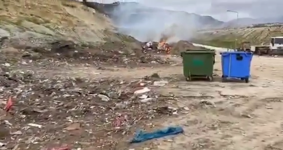 Καταγγελία για παράνομη καύση απορριμμάτων στον ΣΜΑ Ιεράπετρας