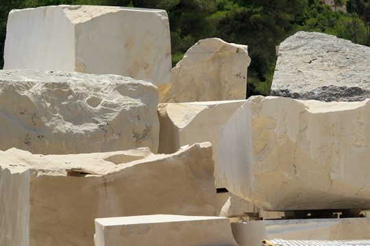 Καταπλακώθηκε από βράχο στο λατομείο Λυγουριού