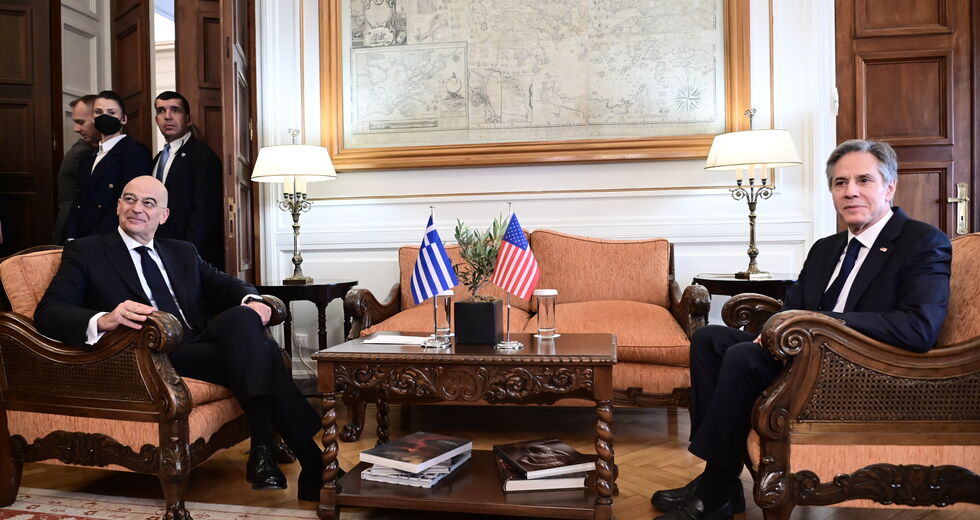 Προσήλωση στη στενή συνεργασία με τις ΗΠΑ