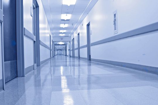 Άκυρος ο διαγωνισμός για τρία νοσοκομεία από το Ίδρυμα Σταύρος Νιάρχος