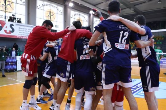 Challenge Cup: Μεγάλη «ερυθρόλευκη» ανατροπή με τον Παναθηναϊκό – «Αγγίζει» το τρόπαιο