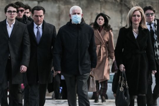 Ένοχος και με θράσος ο Φιλιππίδης – Αγωγή κατά της Πηνελόπης Αναστασοπούλου