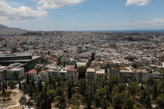 Απέτρεψαν πλειστηριασμό στον Πειραιά και έξωση οικογένειας στη Θεσσαλονίκη