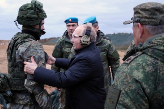 Ο Πούτιν, τα πυρηνικά και οι δυτικές εκτιμήσεις για την Κίνα