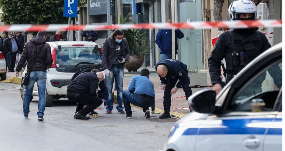 Καταδίωξη με τρεις τραυματίες στο Γάζι Μαλεβιζίου