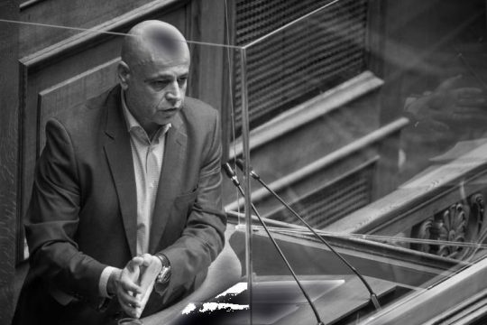 Δημοσία δαπάνη η κηδεία του Νεκτάριου Σαντορινιού