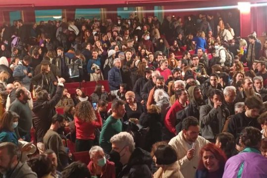 Ανυποχώρητοι οι καλλιτέχνες – Ο αγώνας συνεχίζεται