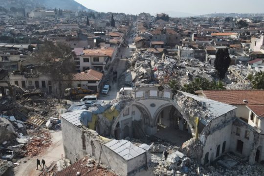 Τα νούμερα της καταστροφής από τους φονικούς σεισμούς