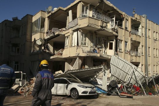 Χανιά: Μεγάλη ανταπόκριση στη συγκέντρωση βοήθειας για τους σεισμόπληκτους