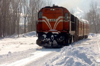 Χαώδης σιδηρόδρομος με επιβάτες δίχως… Ελπίδα