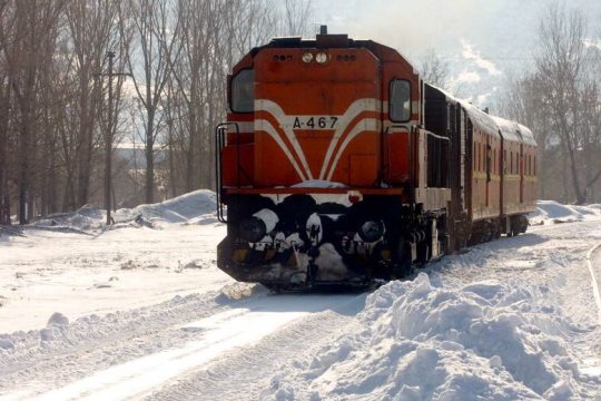 Χαώδης σιδηρόδρομος με επιβάτες δίχως… Ελπίδα