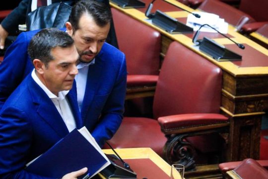 Σκληρό ροκ στο δρόμο προς τις κάλπες