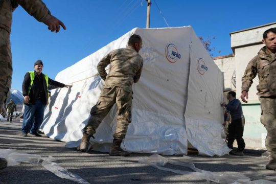 Οικονομική βοήθεια σε Τουρκία και Συρία υπόσχονται Παγκόσμια Τράπεζα, Ε.Ε. και ΗΠΑ