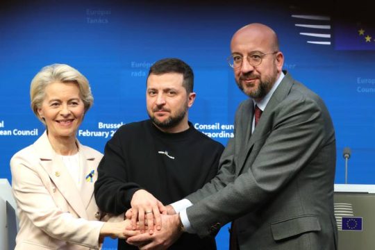 Φωνή βοώντος ο Ζελένσκι για ένταξη στην Ε.Ε. και πολεμικά αεροσκάφη