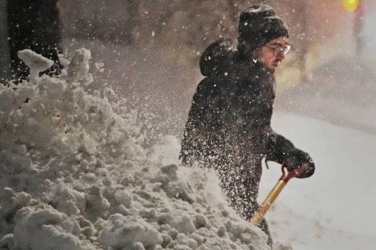 Ισχυρό κύμα κακοκαιρίας πλήττει τις ΗΠΑ από την Καλιφόρνια έως τις ΒΔ Πολιτείες