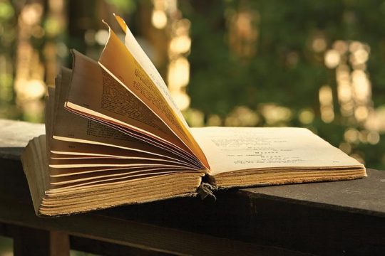 Βραβεία «The Athens Prize for Literature 2021» σε Ντάγκλας Στιούαρτ και Ανδρέα Μήτσου