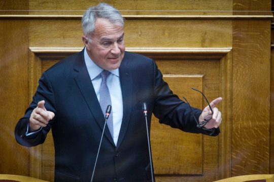 Ο Βορίδης ανακάλυψε «ταύτιση» του ΣΥΡΙΖΑ με τη Χρυσή Αυγή