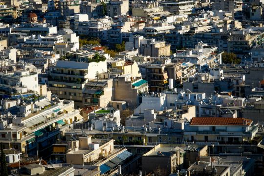 «Κοστούμι» 2,3 δισ. ευρώ για τον νέο ΕΝΦΙΑ