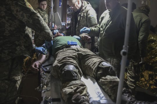 Το δίλημμα των Ουκρανών στο μαρτυρικό Μπαχμούτ