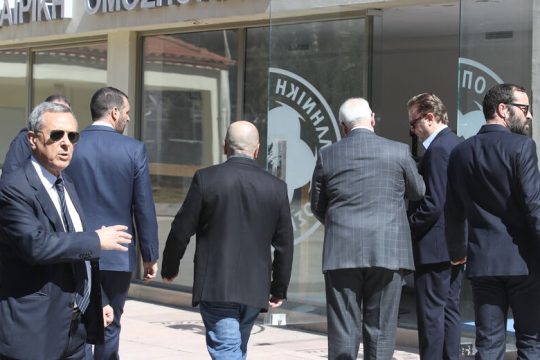 «Στο μπαρ το… ναυάγιο»!