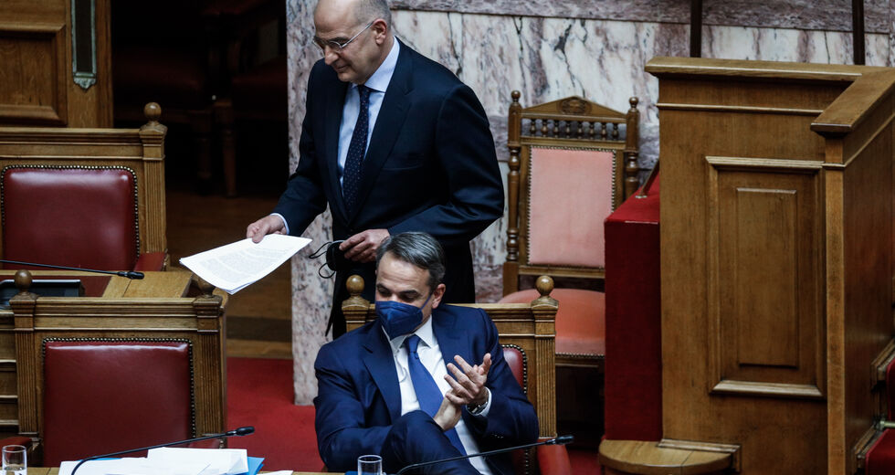 Ο Δένδιας, οι εκλογές και η προεδρία στο κόμμα της Πειραιώς