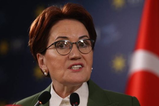 Ένοπλη επίθεση στα γραφεία κόμματος της αντιπολίτευσης στην Τουρκία
