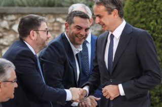 Η πρόταση Ανδρουλάκη και η οργή Μητσοτάκη