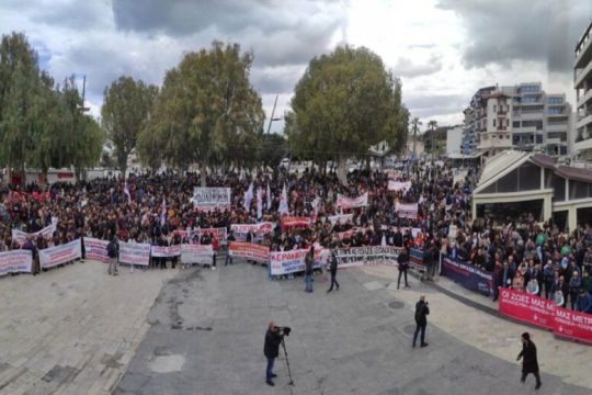 Οργή για τα Τέμπη – Διαδηλώσεις σε όλη την Κρήτη