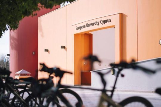 Νομικές σπουδές: Κορυφαία επιλογή για επαγγελματική εξέλιξη
