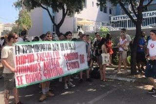 Η Ασφάλεια στοχοποιεί φοιτητές στα Χανιά