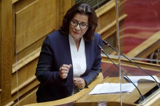 Βαρύ πένθος για τη Θεανώ Φωτίου: Πέθανε ξαφνικά ο 49χρονος γιος της - πατέρας ενός παιδιού