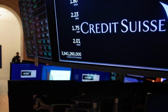 Σχέδιο «διάσωσης» της Credit Suisse με 50 δισ. από την ελβετική κεντρική τράπεζα