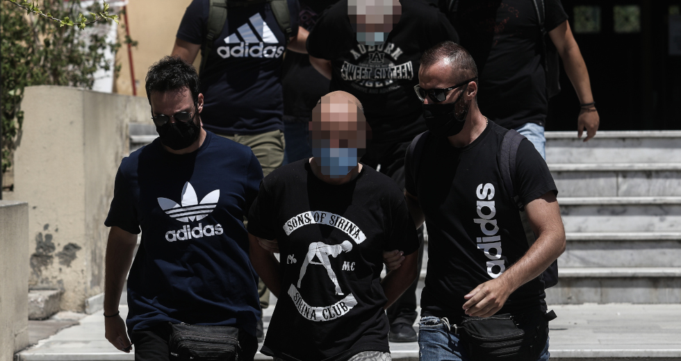Υπόθεση Ηλιούπολης: Πίσω στην ΕΛ.ΑΣ. ο καταδικασμένος για trafficking αστυνομικός