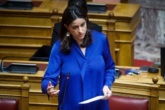 Πέρασε το ν/σ του υπουργείου Παιδείας – Ν.Δ. και ΠΑΣΟΚ το ψήφισαν