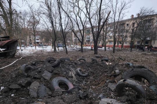 Δύο νεκροί και οκτώ τραυματίες από βομβαρδισμό στο Κραματόρσκ
