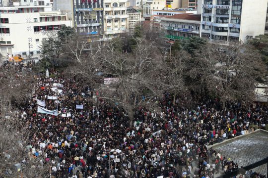 Ολη η χώρα μια γροθιά