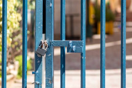 Κλείνει για δύο εβδομάδες το 1ο Γυμνάσιο-Λύκειο Βύρωνα για κατεπείγουσες εργασίες
