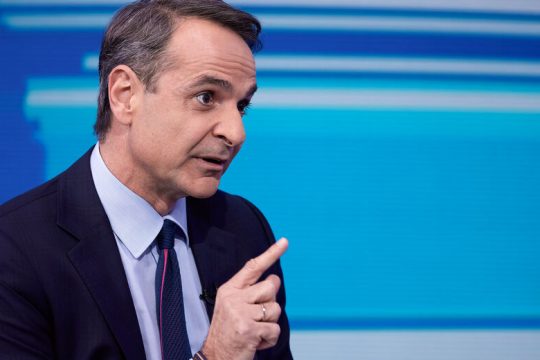 Παιχνίδια Μητσοτάκη με το πόρισμα της Επιτροπής και τη Δικαιοσύνη
